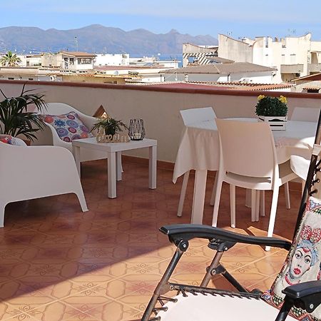 " Limoncello" Appartamento A 150 M Dal Mare ! Perfetto Per Famiglie E Coppie Alcamo Luaran gambar