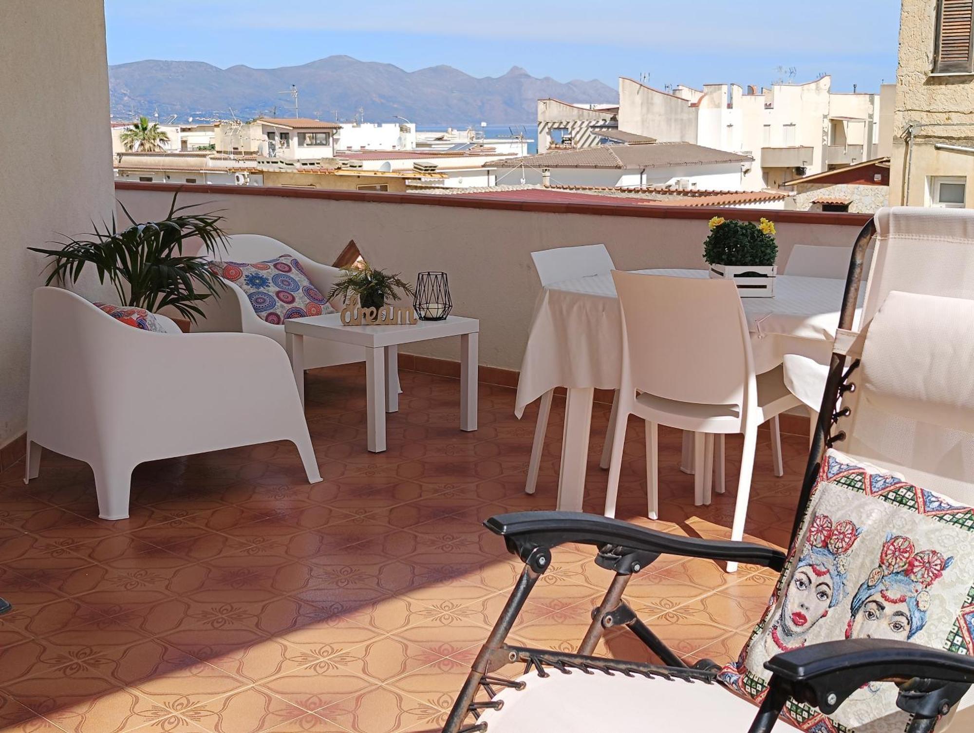 " Limoncello" Appartamento A 150 M Dal Mare ! Perfetto Per Famiglie E Coppie Alcamo Luaran gambar